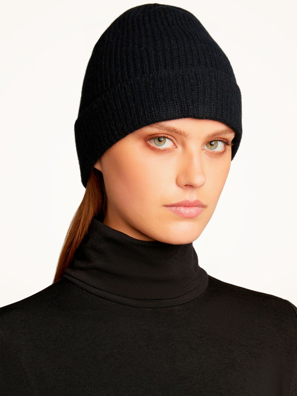 Шапка НЕЙТИРИ